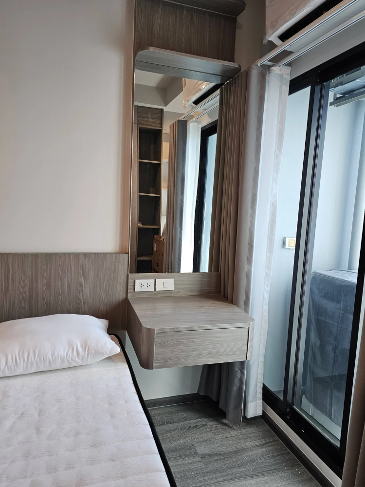 For rent: Ideo Ramkhamhaeng - Lamsali Station, studio room, 24 sq.m., fully furnished. Don't miss out!
