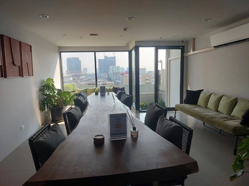 For rent: Ideo Ramkhamhaeng - Lam Sali Station. Ready to move in, fully furnished. Book now, don't miss out!