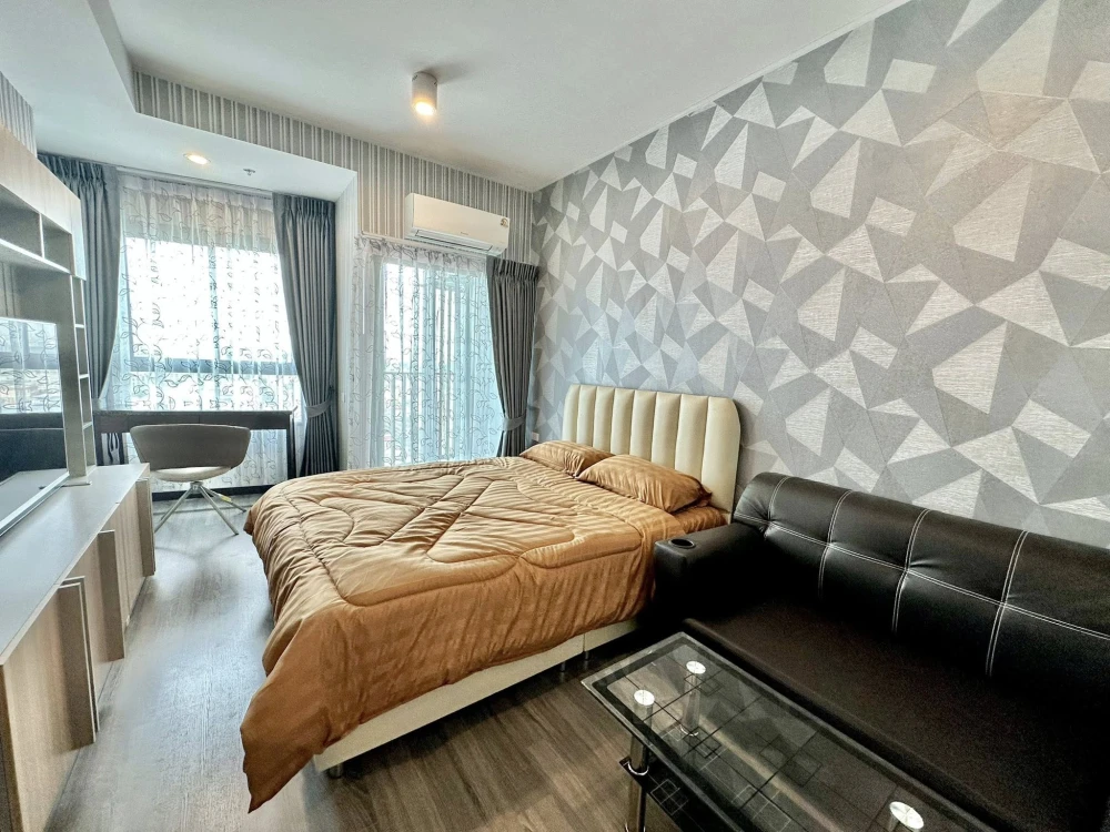 For rent: Ideo Ramkhamhaeng Lamsalee Station, high floor, ready to move in, fully furnished, hurry and reserve now!!