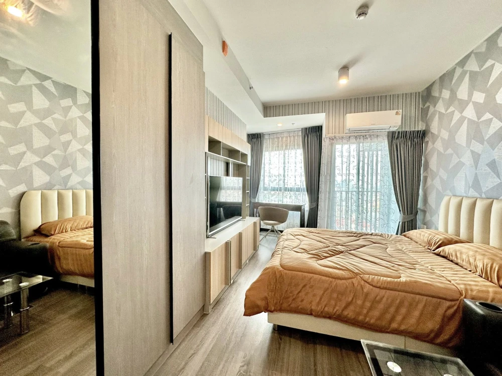 For rent: Ideo Ramkhamhaeng Lamsalee Station, high floor, ready to move in, fully furnished, hurry and reserve now!!
