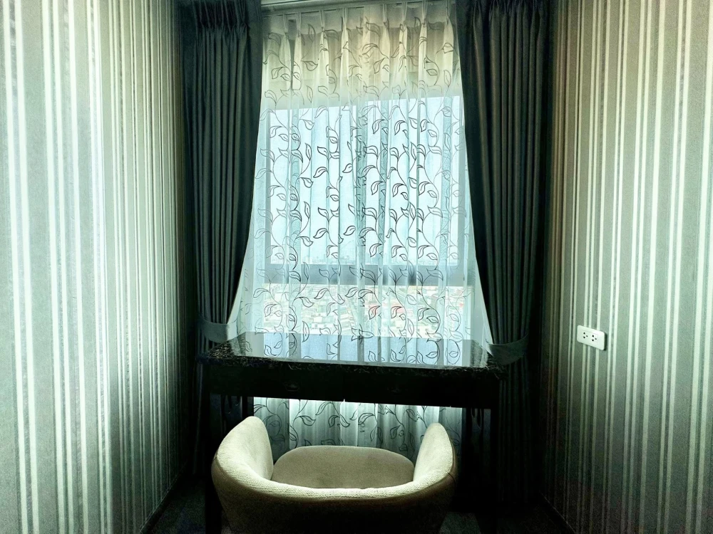 For rent: Ideo Ramkhamhaeng Lamsalee Station, high floor, ready to move in, fully furnished, hurry and reserve now!!