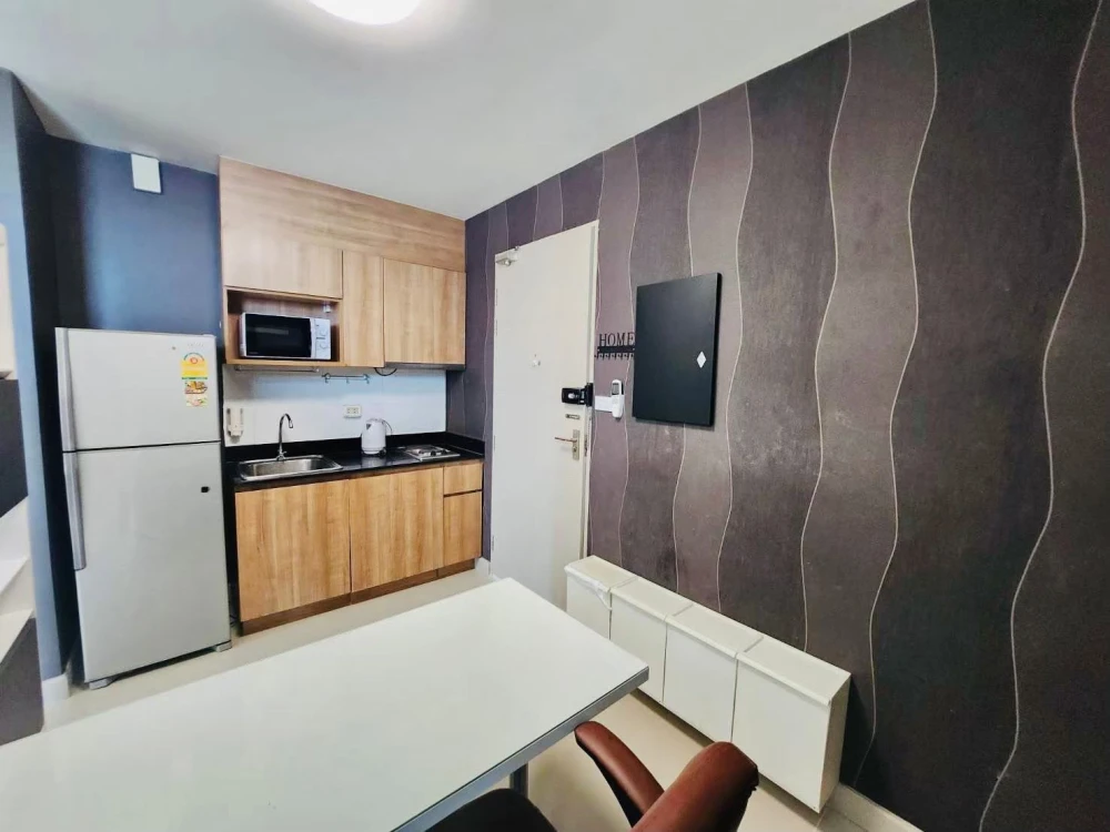 For rent: Ideo Ladprao 5, fully furnished with appliances. Don't just look, book now!