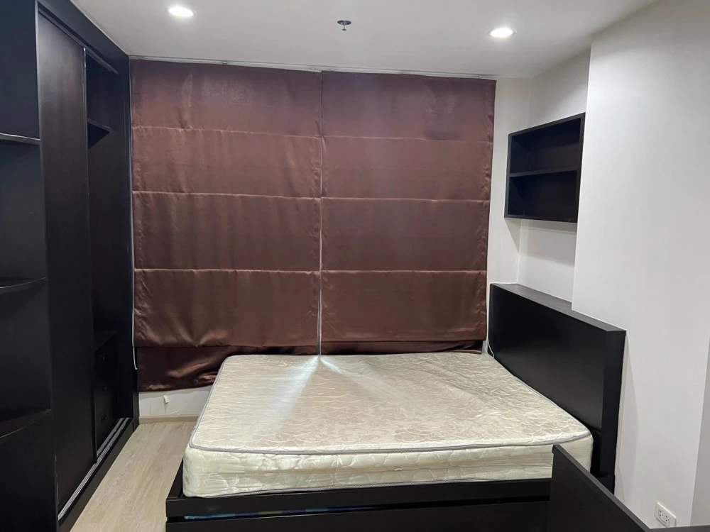 For rent: Ideo Sathorn-Tha Phra, 20th floor, very high, great breeze, fully furnished, book now!