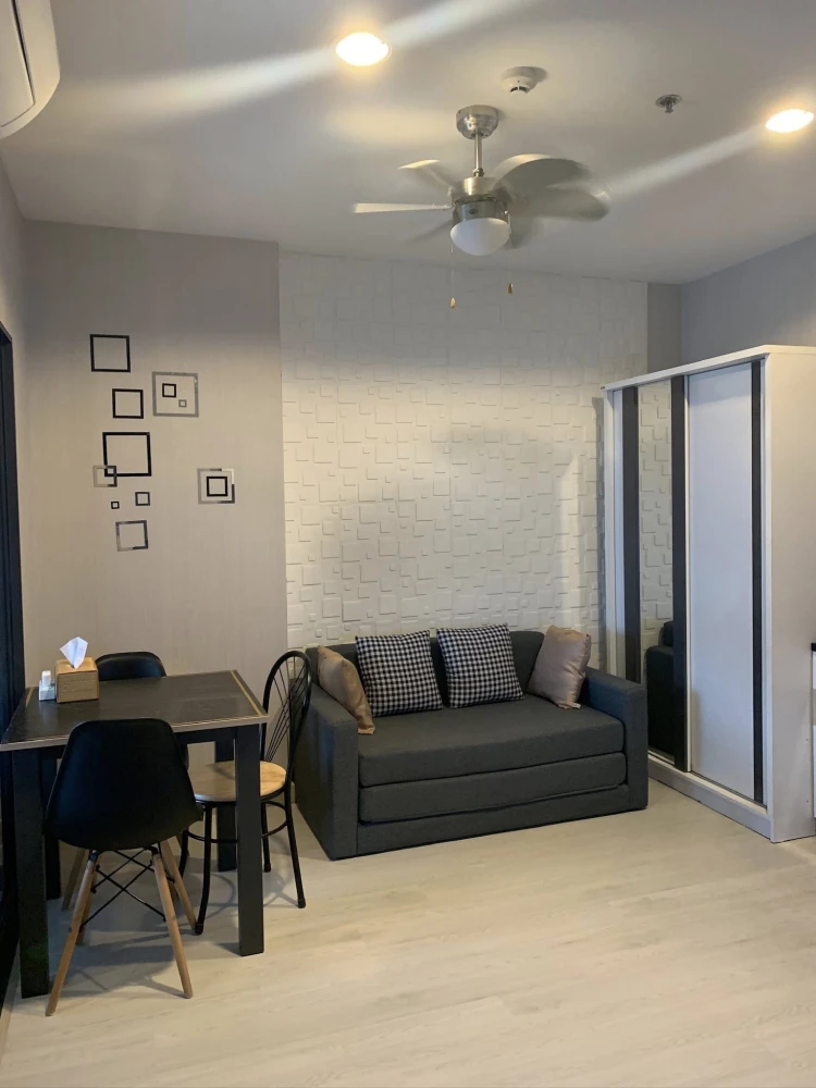 For rent: Ideo Sukhumvit 115, swimming pool view, fully furnished, complete with electrical appliances. Reserve now, get it first.