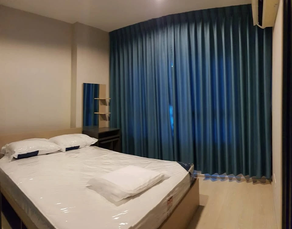 For rent: Ideo Sukhumvit 115, spacious and comfortable room with full set of furniture. Don't miss it!