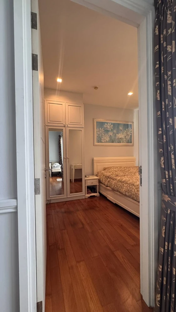 For rent: Ivy Sathorn 10. A lovely unit with beautiful, unobstructed city views and ample living space. What are you waiting for?