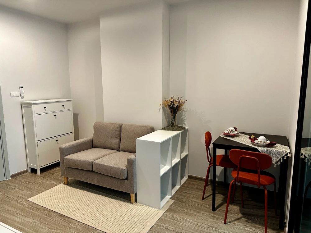 For rent!! Hi Seacon Station Condo, 2nd floor, fully furnished, ready to move in immediately, don't miss it!!