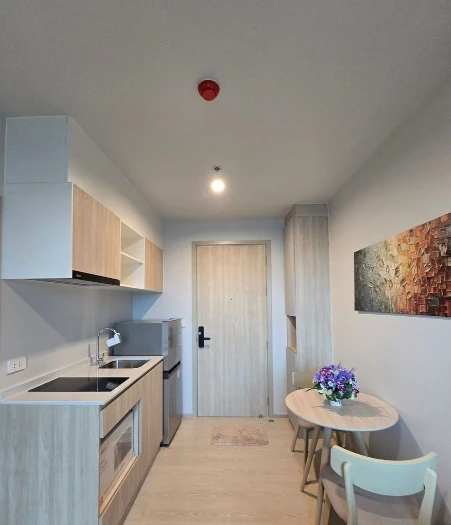 For Rent: Noble NUE Mega Plus Bangna, 18th floor, city view. Fully furnished and inviting—book now!