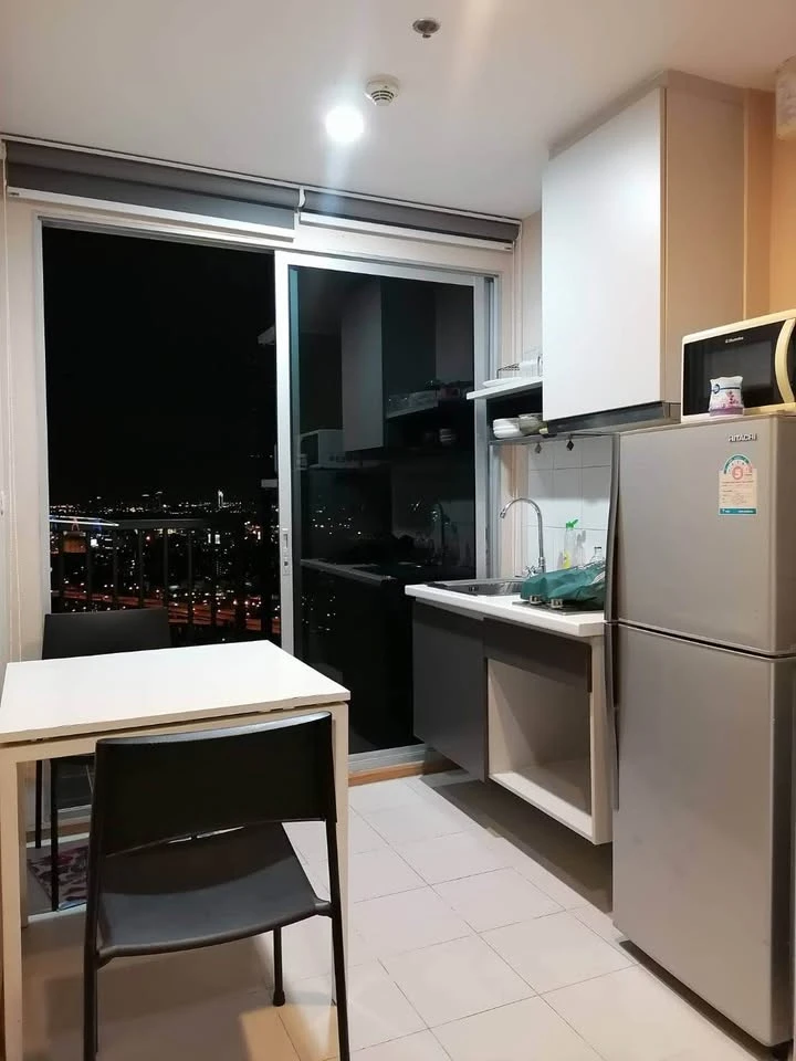 For rent/sale: Condo The Base Sukhumvit 77, rooms with separate usable areas, complete electrical appliances, complete furniture, all here in one plac
