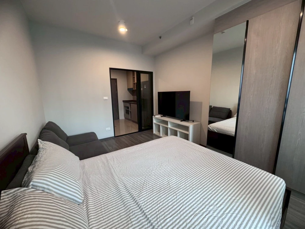 Condo for rent at Ideo Ramkhamhaeng - Lam Sali Station. Ready to move in, fully furnished, great price. Book now!