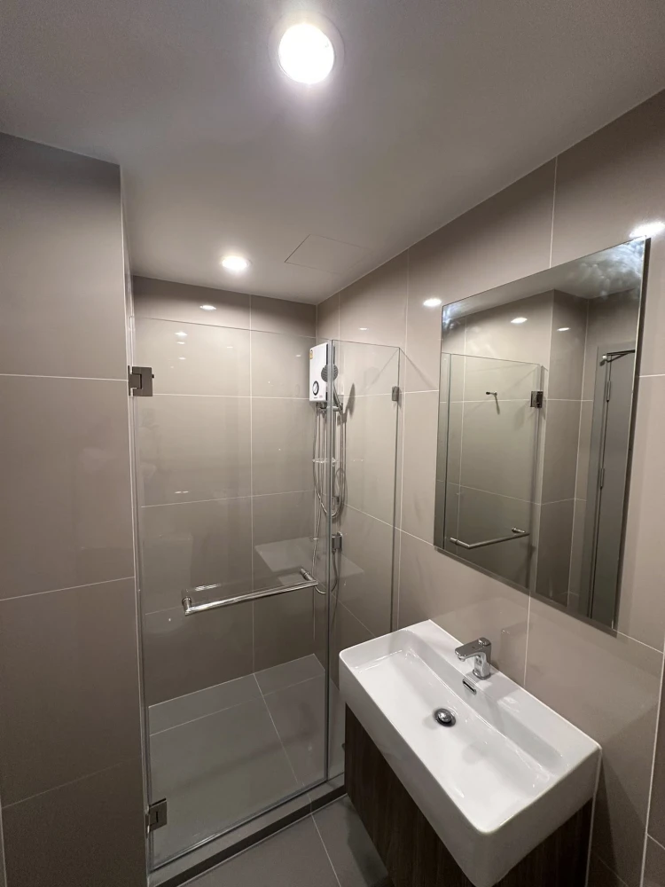 Condo for rent at Ideo Ramkhamhaeng - Lam Sali Station. Ready to move in, fully furnished, great price. Book now!