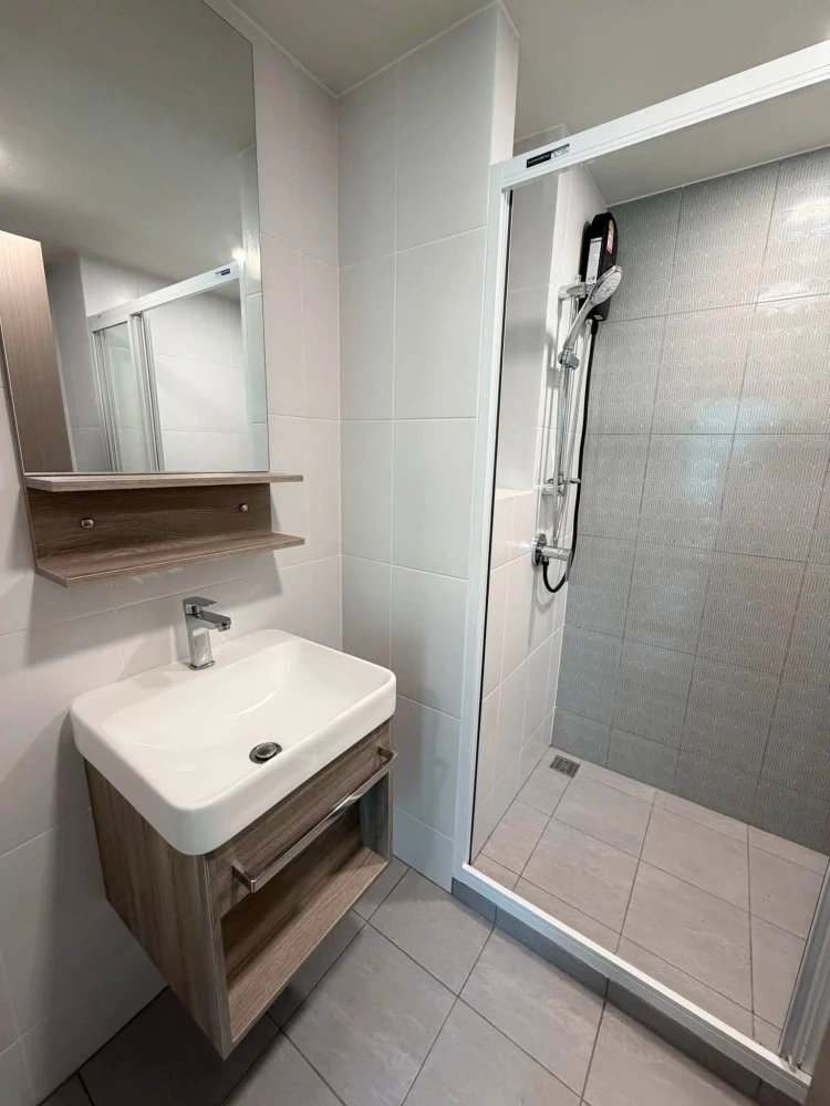 Condo for rent at Kave Luminous Bangmod. Well-partitioned rooms with separate zones. Great price! Book now, don't miss out!