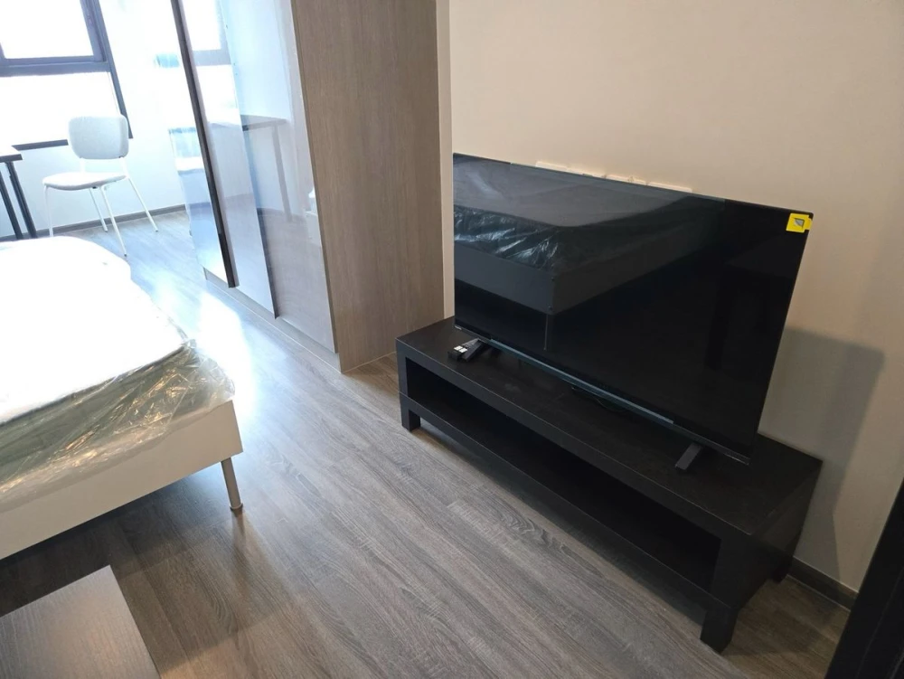 Condo for rent at Ideo Ramkhamhaeng - Lam Sali Station, 20th floor. View of the BTS and city. Best price! Book now, don't miss out!