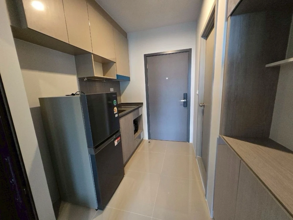Condo for rent at Ideo Ramkhamhaeng - Lam Sali Station, 20th floor. View of the BTS and city. Best price! Book now, don't miss out!