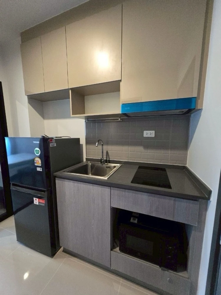 Condo for rent at Ideo Ramkhamhaeng - Lam Sali Station, 20th floor. View of the BTS and city. Best price! Book now, don't miss out!