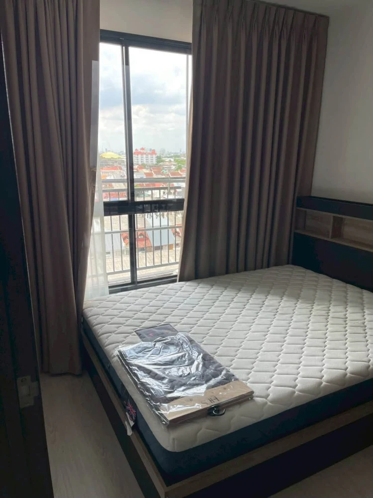 Condo for rent: Elio Del Nest, corner unit, private, 8th floor, Building F, city view, fully furnished. Book now!