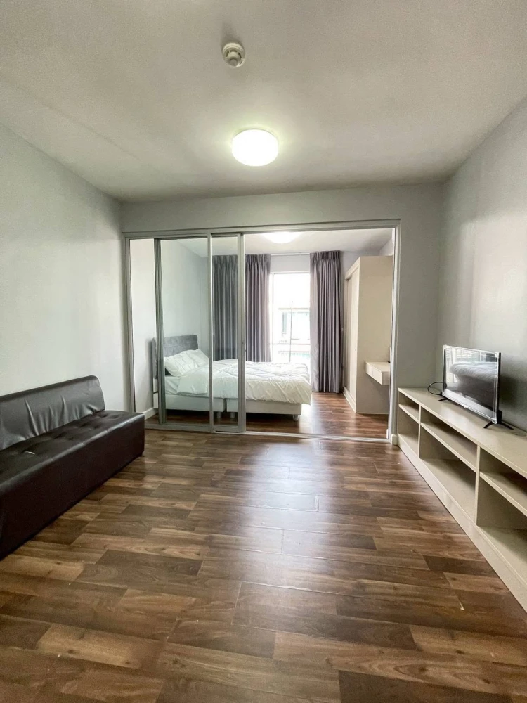 Condo for rent at a Space ME Sukhumvit 77. The unit is partitioned into separate, clearly defined zones. Affordable price. Book today!