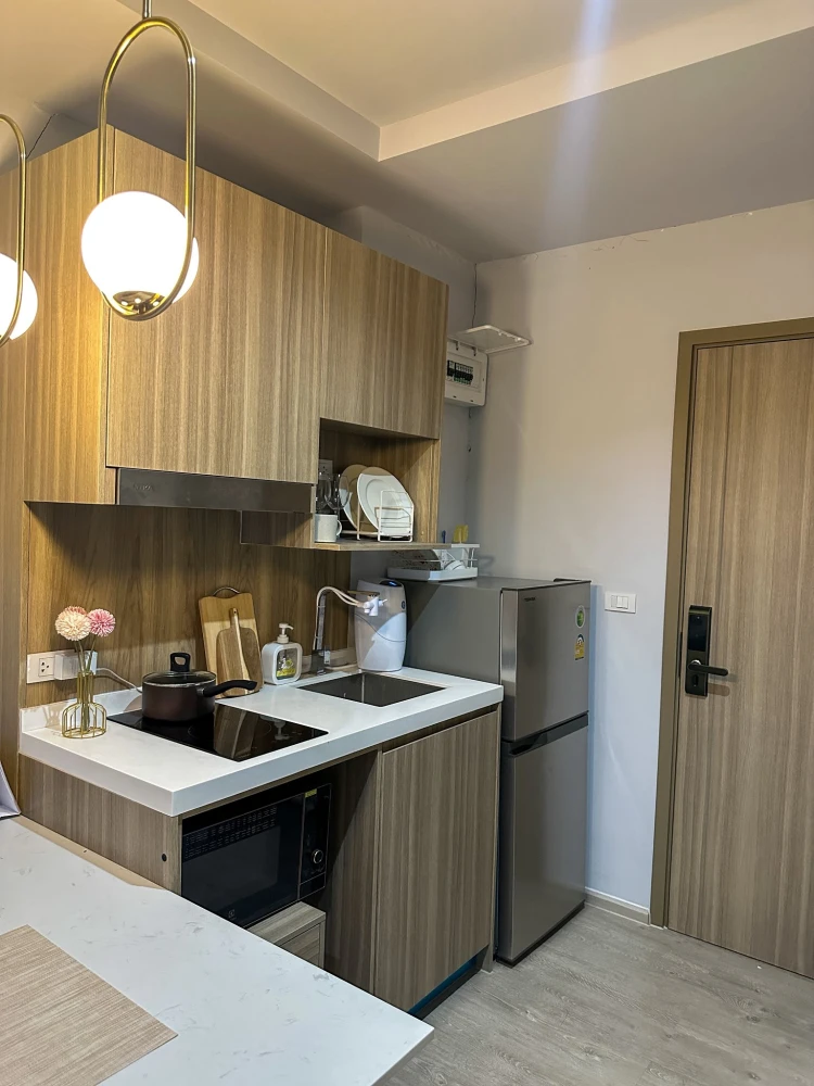 Condo for rent: Altitude Unicorn Sathorn - Tha Phra. Ready to move in. Complete with everything you need. Just bring your belongings and move in.