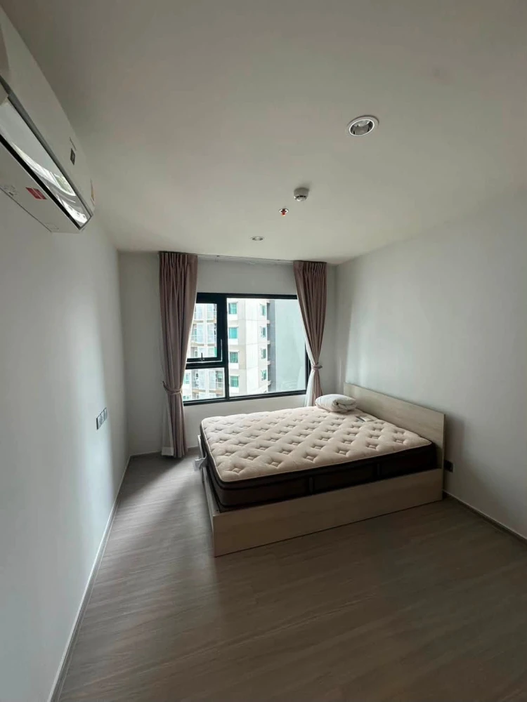 Condo for rent at Aspire Erawan Prime. Nice unit on the 11th floor with great views. Fully furnished. Book now! images