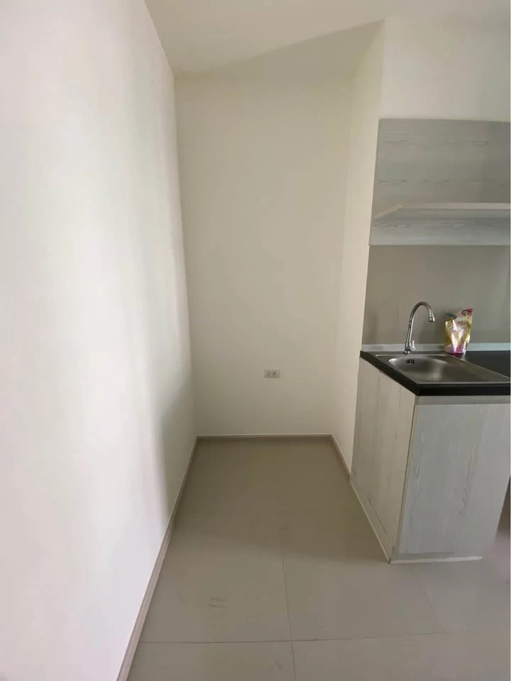 For rent!! Condo Aspire Erawan, 28th floor, Building B, fully furnished, good price, just bring your bags and move in!!