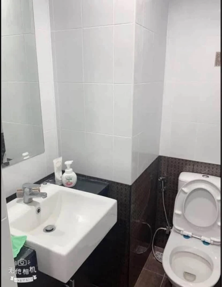 Condo for rent at Assakarn Place Srinakarin. The unit is move-in ready and comes with full amenities—book yours now before it’s gone!