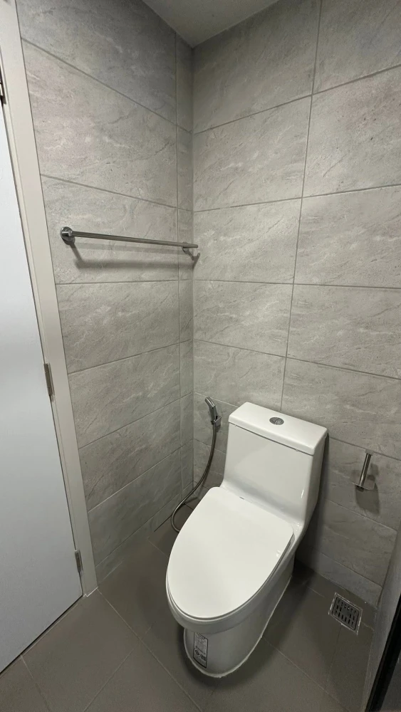 Condo for rent at Atmoz Flow Minburi. Ready to move in, fully furnished with appliances. Convenient and complete. Book now!