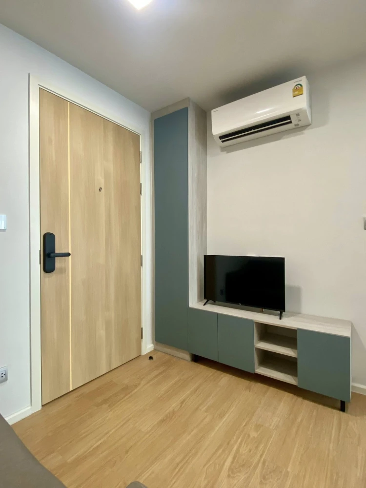 Condo for rent: Atmoz Kanaal Rangsit, north-facing room, gets morning sun, not hot afternoon sun, no traffic noise, need to move quickly.