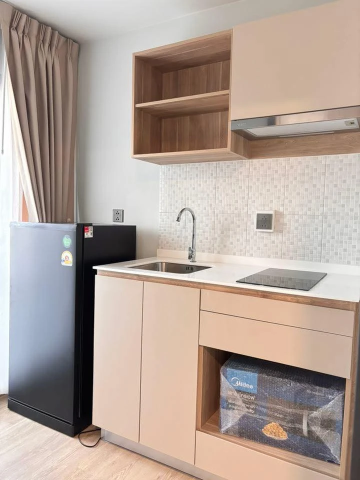 Condo for rent Atmoz Season Lat Krabang, ready to move in, 2nd floor, not high, comes with a special price, hurry to move and reserve now.
