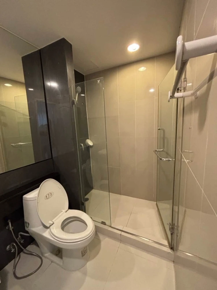 Condo for rent at Bangkok Horizon Ratchada-Tha Phra. Ready to move in, 14th floor with high floor view. Fully furnished. Book now!