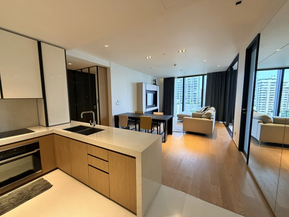 Condo for rent: BEATNIQ Sukhumvit 32. Large room, comfortable living, lots of usable space, fully furnished, ready to move in. You must hurry to reser