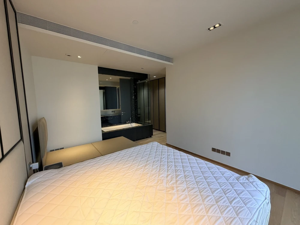 Condo for rent: BEATNIQ Sukhumvit 32. Large room, comfortable living, lots of usable space, fully furnished, ready to move in. You must hurry to reser
