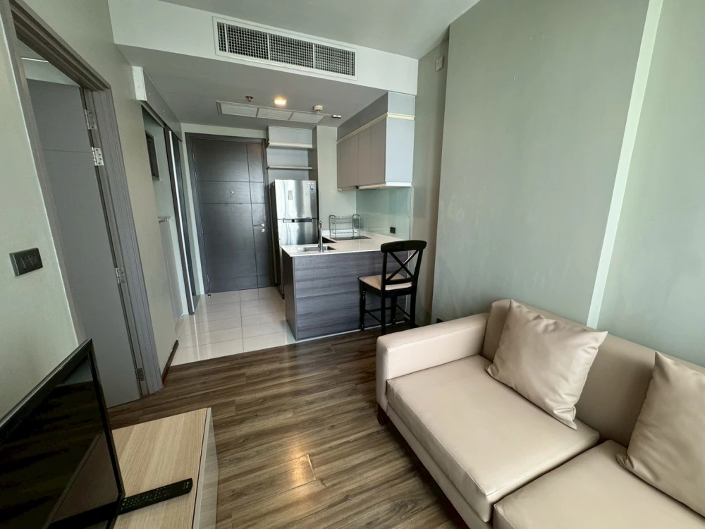 Condo for rent: Ceil By Sansiri. Ready to move in. Fully furnished. Just bring your bags and move in. Don't hesitate.