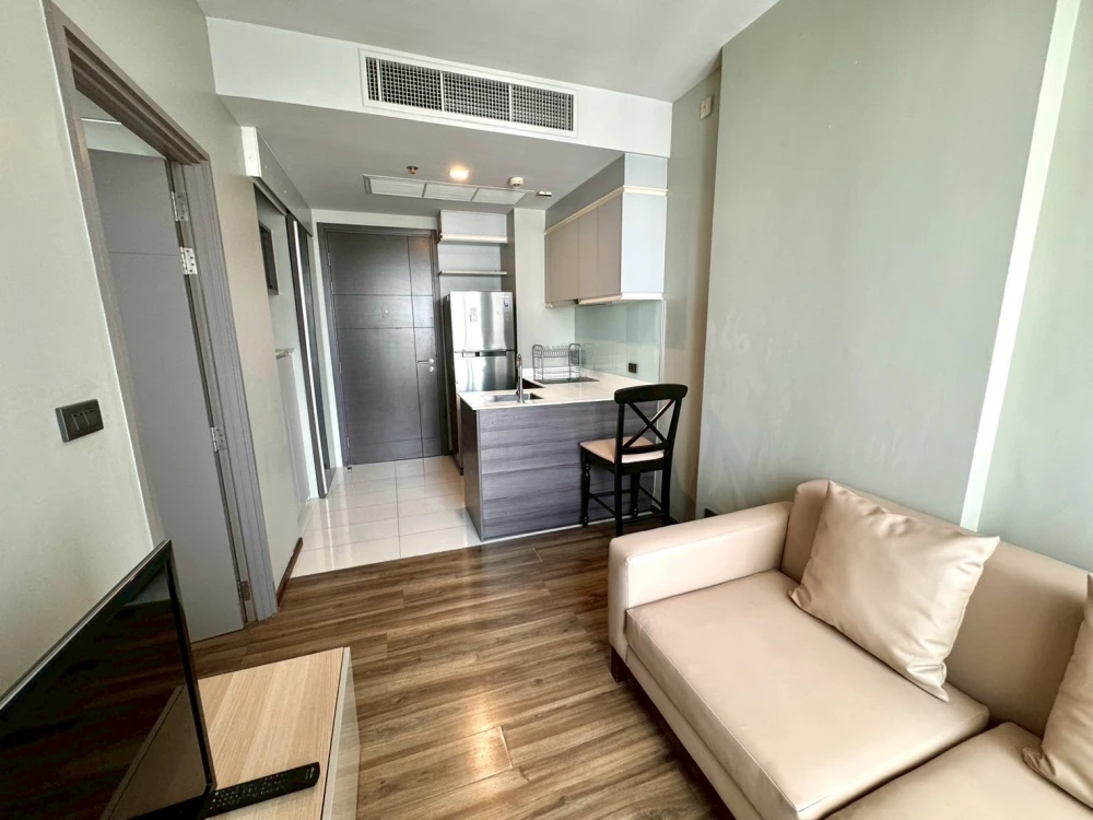 Condo for rent: Ceil By Sansiri. Ready to move in. Fully furnished. Just bring your bags and move in. Don't hesitate.