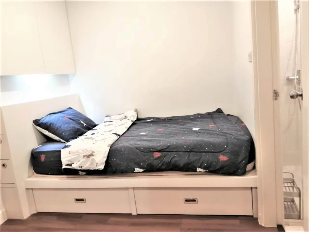 Condo for rent at Centric Scene Aree 2. Spacious and comfortable rooms with ample living space. Fully furnished with appliances. Book now!