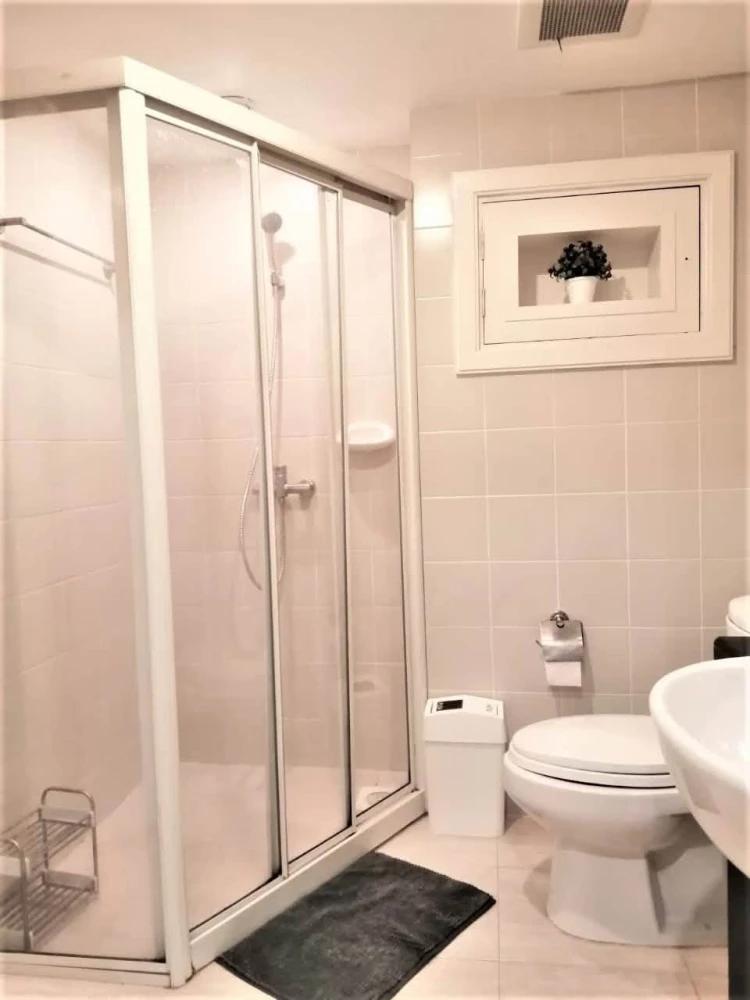 Condo for rent at Centric Scene Aree 2. Spacious and comfortable rooms with ample living space. Fully furnished with appliances. Book now!