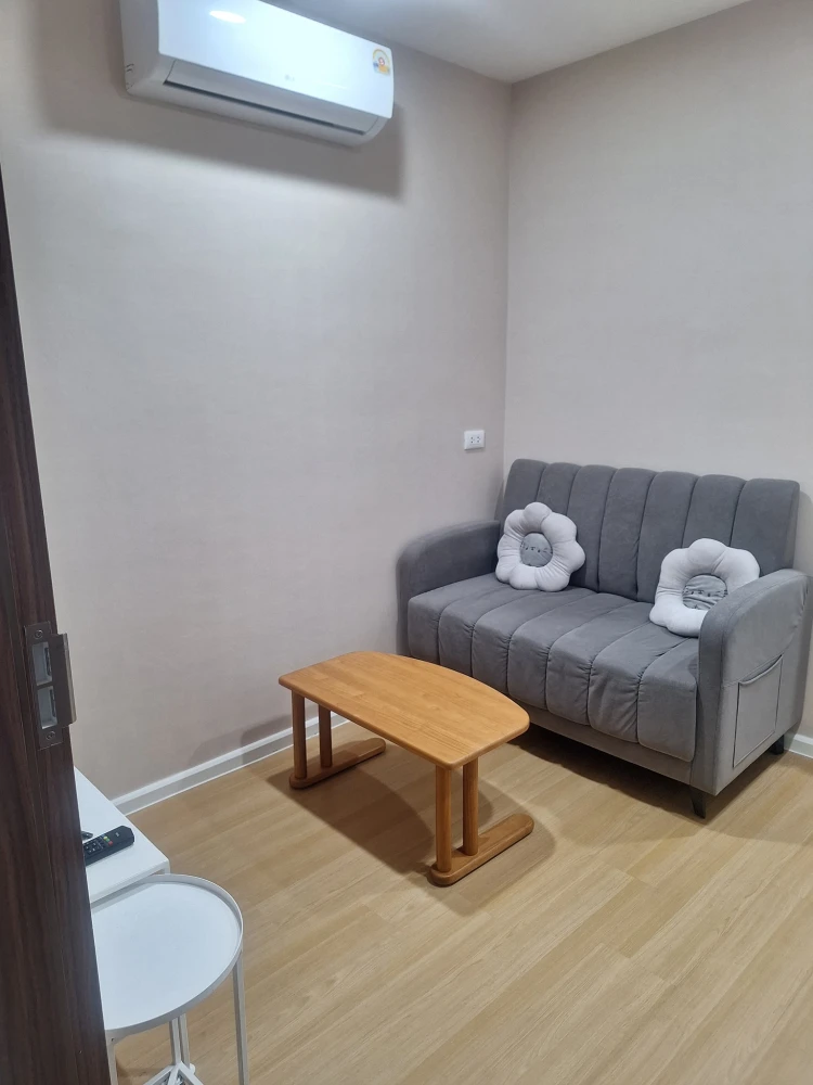 Condo for rent at Cerocco Bangna 36. Nice room, fully furnished with appliances. Just bring your belongings and move in! Don't miss out!