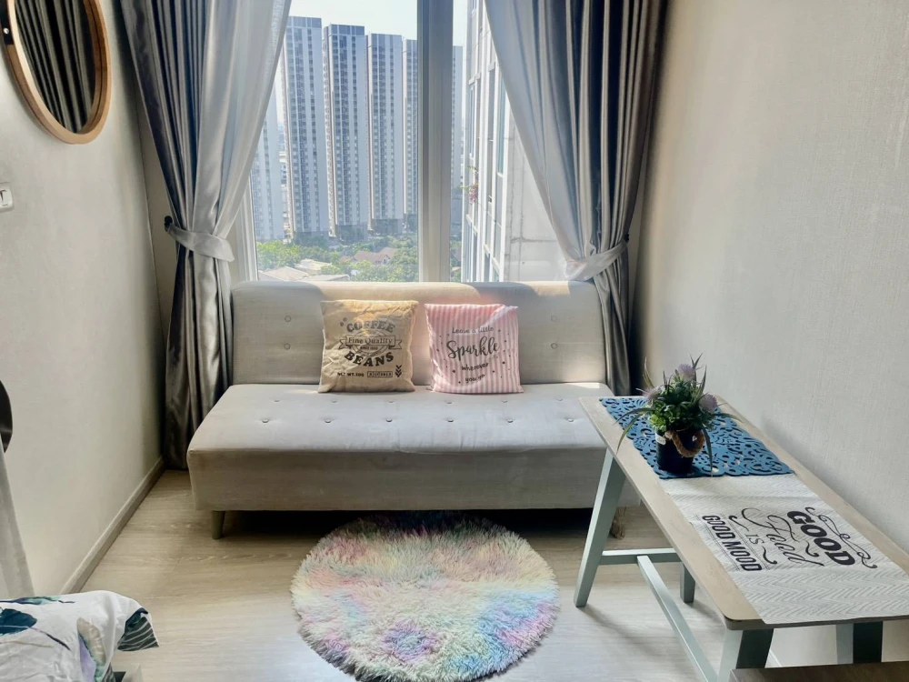 Condo for rent at Chapter One Eco Huai Khwang. Ready to move in, fully furnished, great price. Book now!