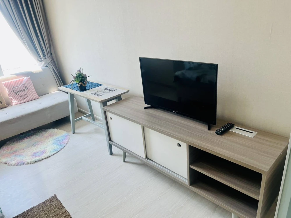 Condo for rent at Chapter One Eco Huai Khwang. Ready to move in, fully furnished, great price. Book now!