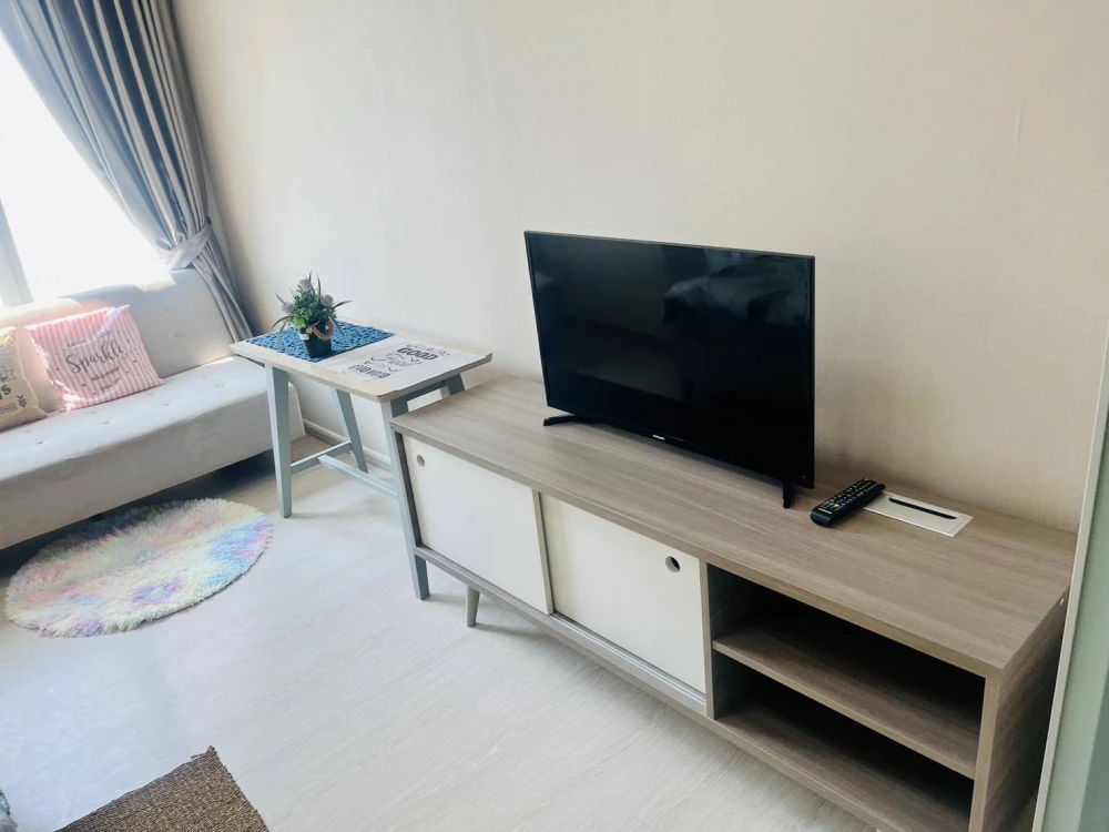Condo for rent at Chapter One Eco Huai Khwang. Ready to move in, fully furnished, great price. Book now!