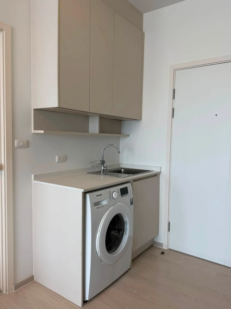 Condo for rent: Chapter One ECO Ratchada-Huai Khwang. Ready to move in, fully furnished, great price. Book now!
