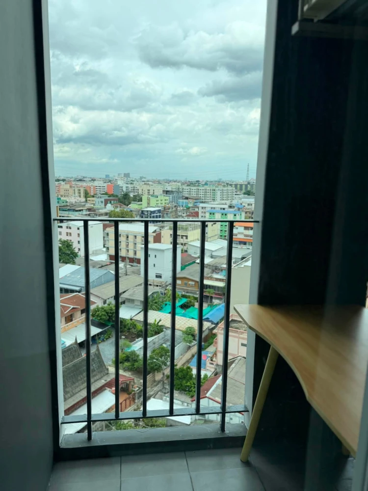 Condo for rent: Chapter One ECO Ratchada-Huai Khwang. Ready to move in, fully furnished, great price. Book now!