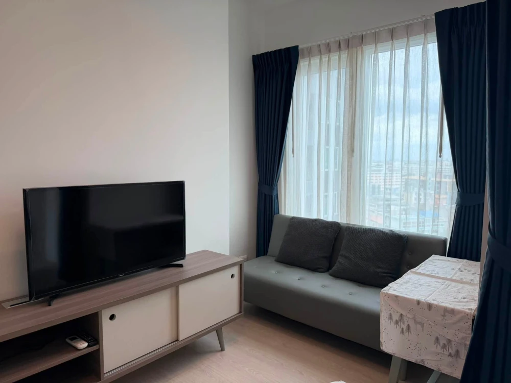 Condo for rent: Chapter One ECO Ratchada-Huai Khwang. Ready to move in, fully furnished, great price. Book now!