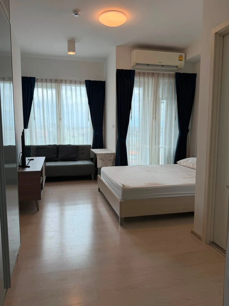 Condo for rent: Chapter One ECO Ratchada-Huai Khwang. Ready to move in, fully furnished, great price. Book now!