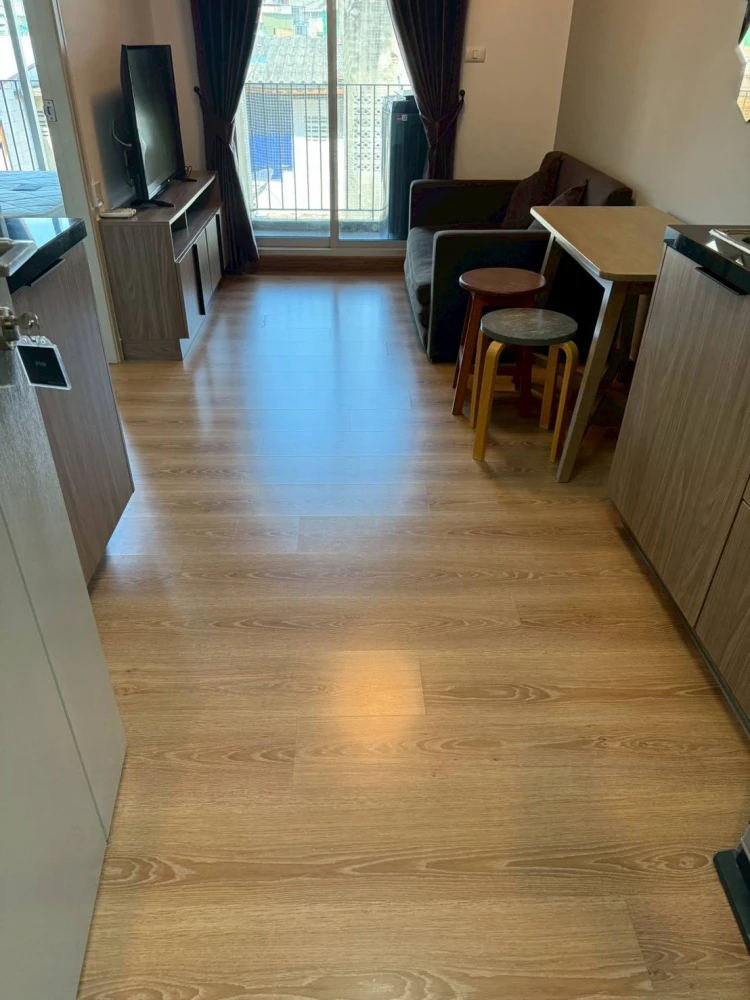 Condo for rent: Chapter One The Campus Kaset. Spacious room, lots of usable space, best price. Hurry and reserve before you miss your chance.