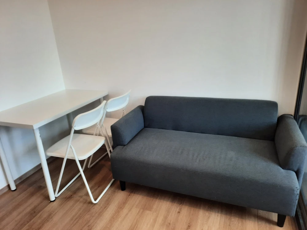 Condo for rent at CYBIQ Rama 9-Ramkhamhaeng 24. A lovely, pet-friendly unit—perfect for pet parents. Don't miss out!