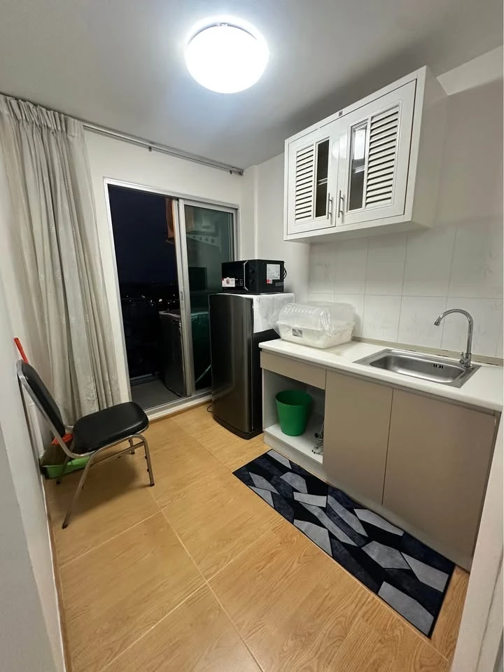 Condo for rent at Dcondo Rattanathibet. Ready to move in, fully furnished with appliances. Affordable price. Book today! Don't wait!