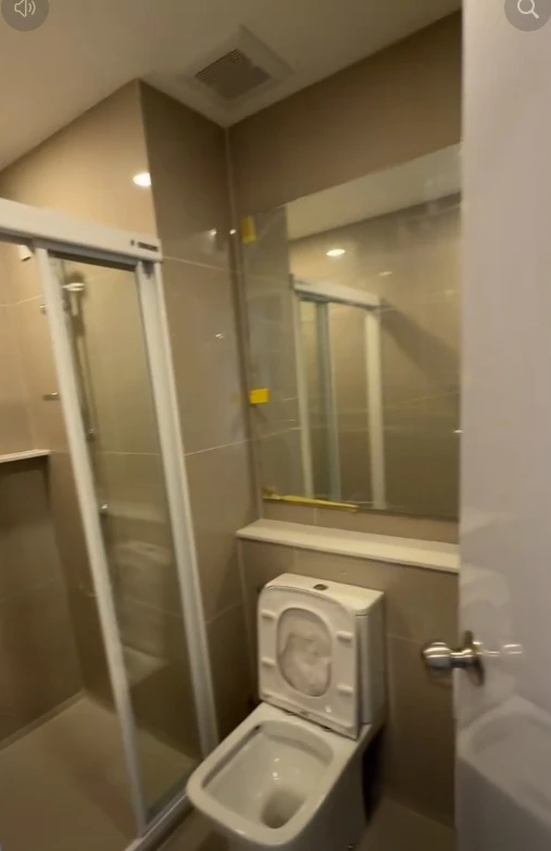 Condo for rent, Denim Jatujak, studio room, 15th floor, beautiful view, fully furnished with appliances. Book now, don't miss out!