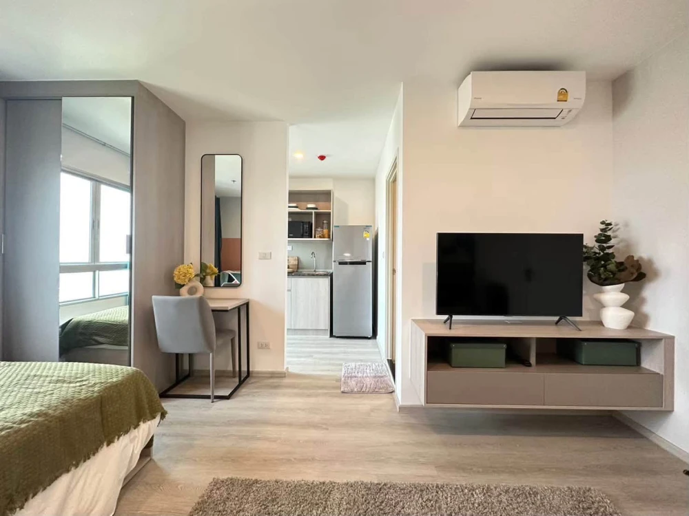 Elio Sathorn-Wutthakat condo for rent—fully furnished and ready to move in. Comes with complete facilities at a great price. Book now!