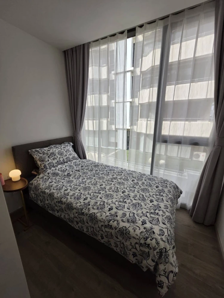 Fynn Asoke condo for rent—spacious and comfortable with ample living area and full facilities. Book now! images