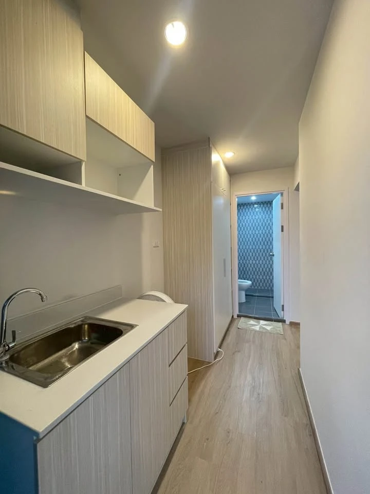 Condo for rent HI Rise Ratchayothin Station, nice room, great price, I tell you you must not miss it.